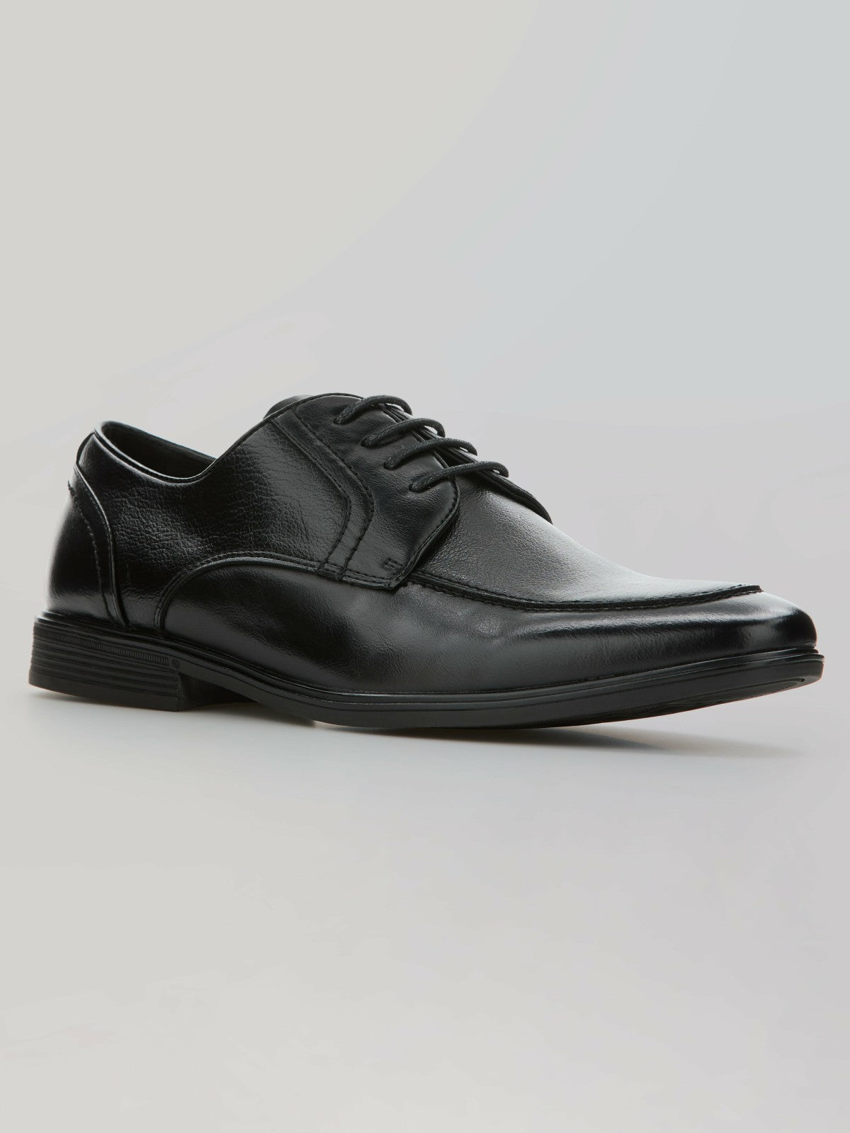 Lyle Dress Shoe