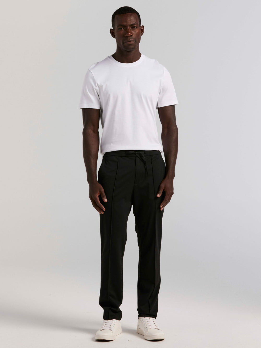 Slim Tapered Pintuck Pull-on Pants