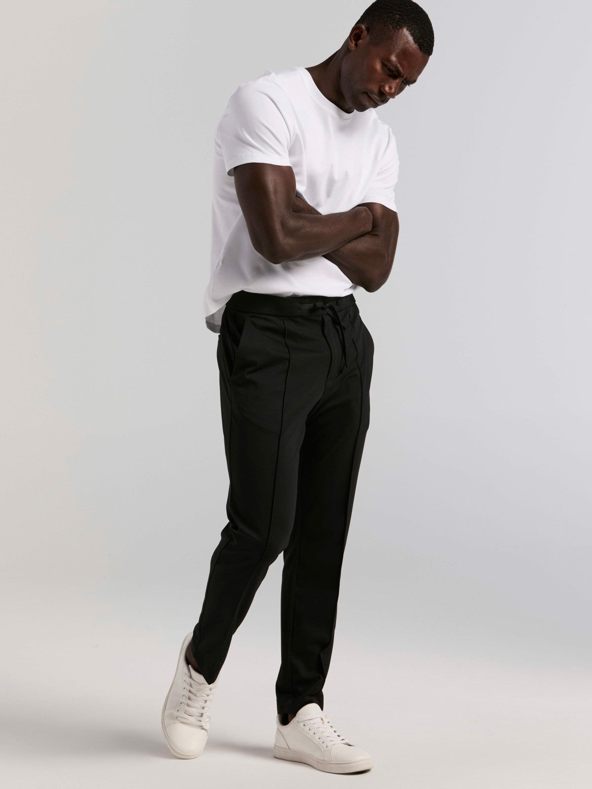Slim Tapered Pintuck Pull-on Pants