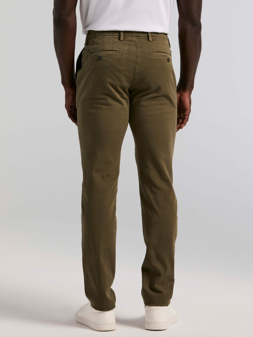 Slim Fit Dyed Solid Twill Chino Pant