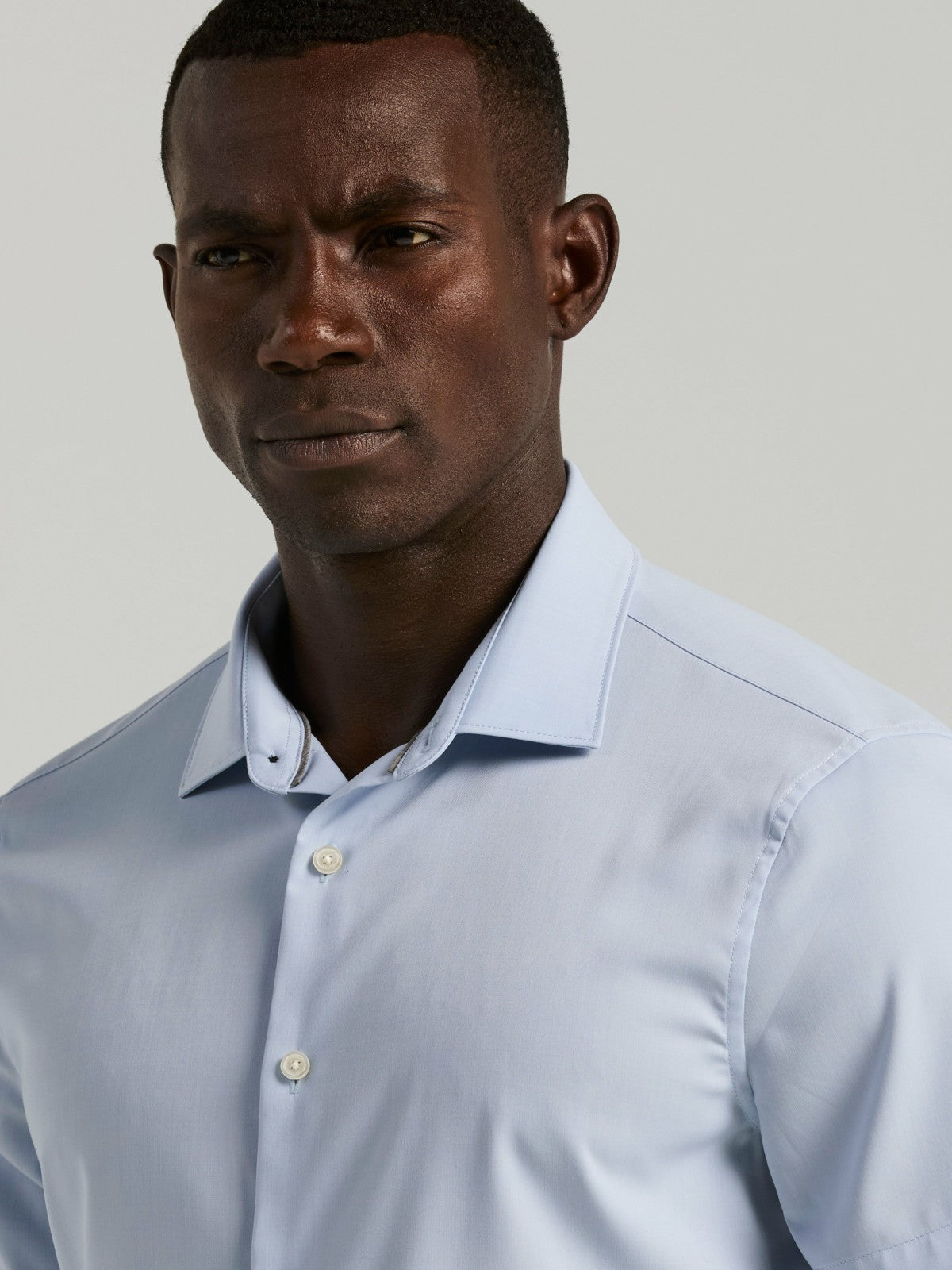 Slim Fit Total Stretch Heathered Short Sleeve Shirt