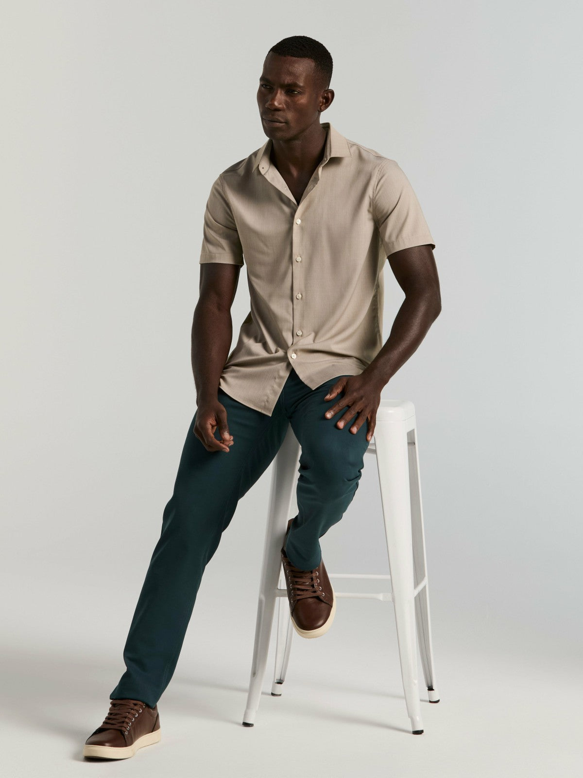 Slim Fit Total Stretch Heathered Short Sleeve Shirt