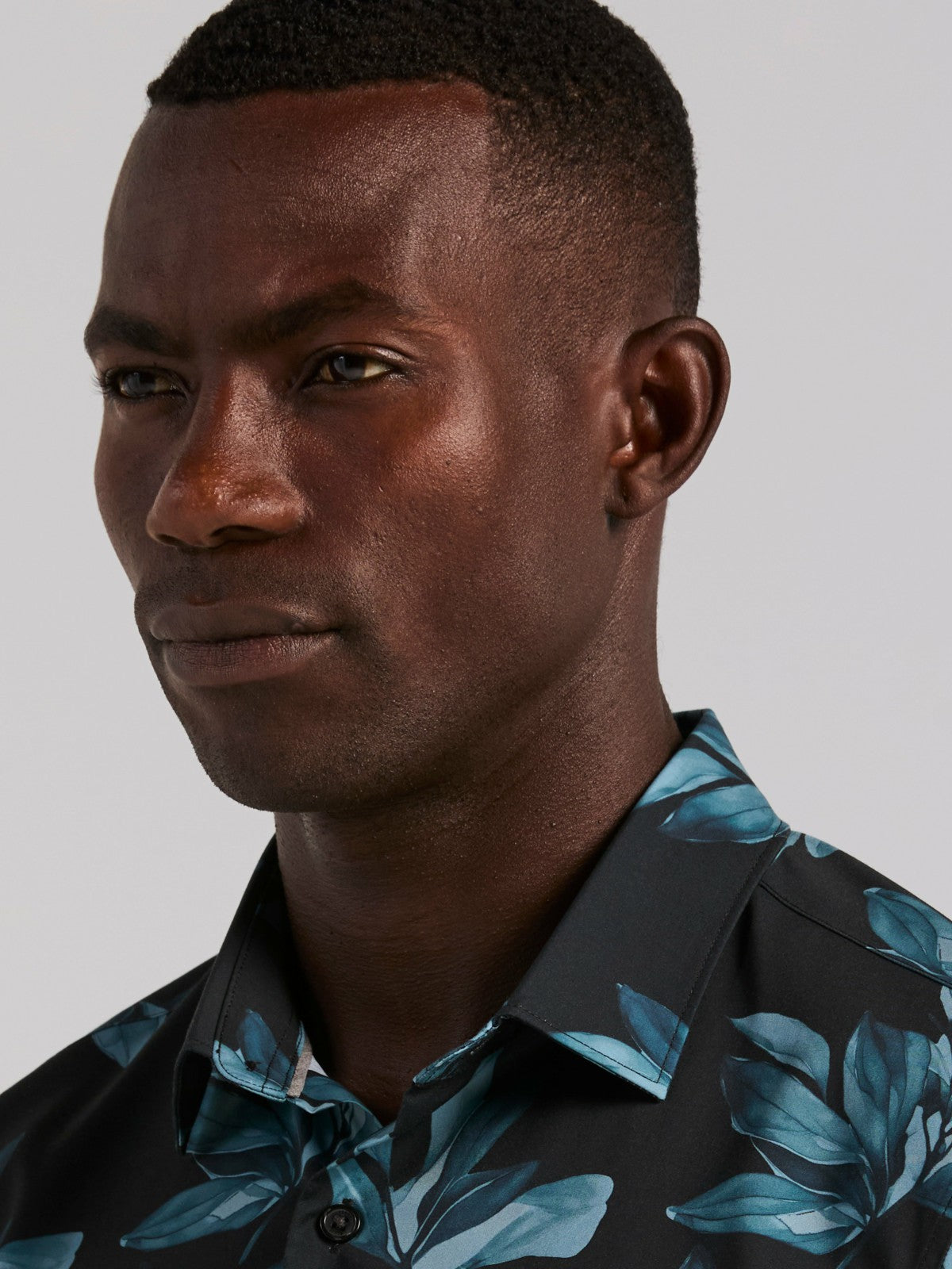 Magnolia Leaf Print Total Stretch Shirt