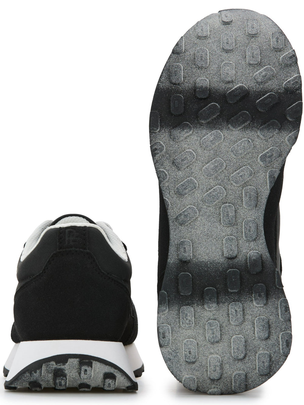 Stride Sneaker